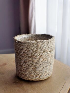 Natural Woven Jute Planter Sz 6” wide, 5” tall in natural jute tan color